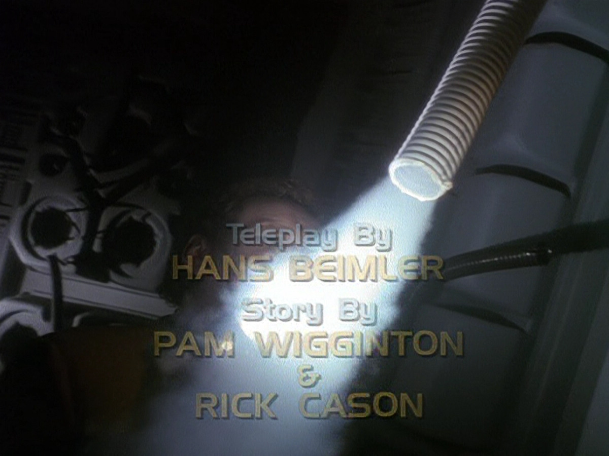 extant_StarTrek_DS9_5x02-TheShip_00512.jpg