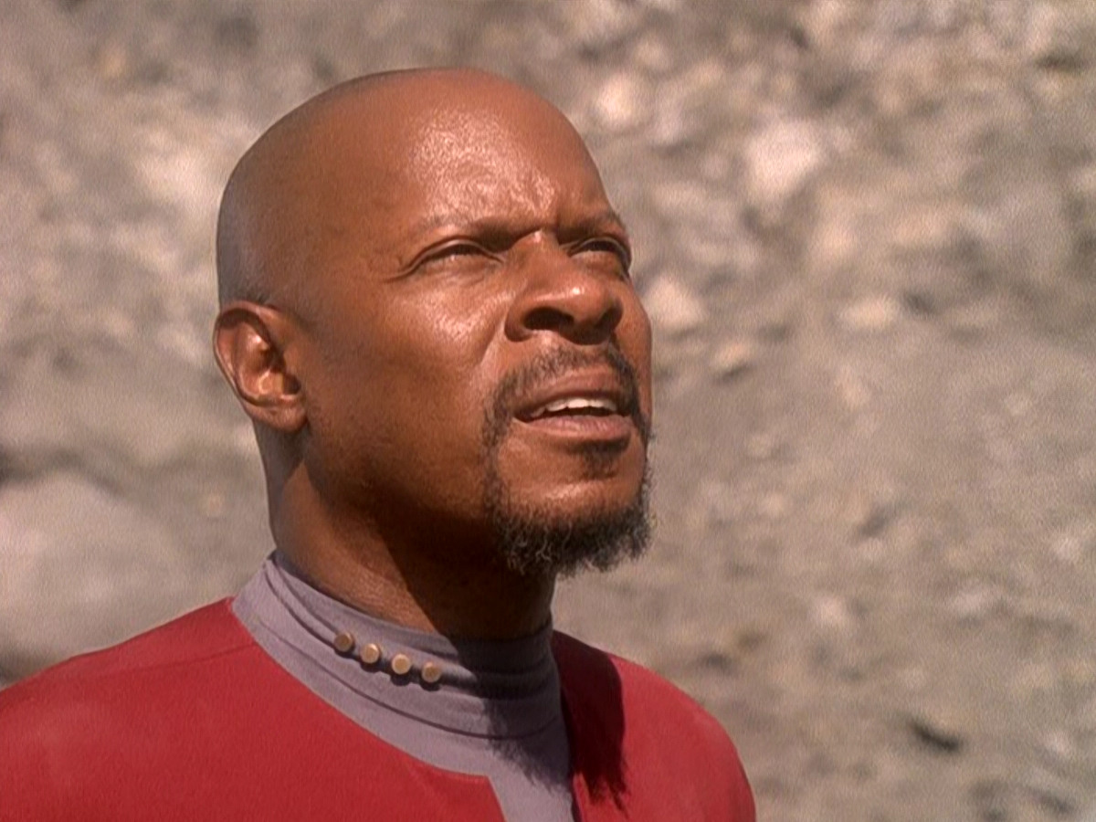 extant_StarTrek_DS9_5x02-TheShip_00930.jpg
