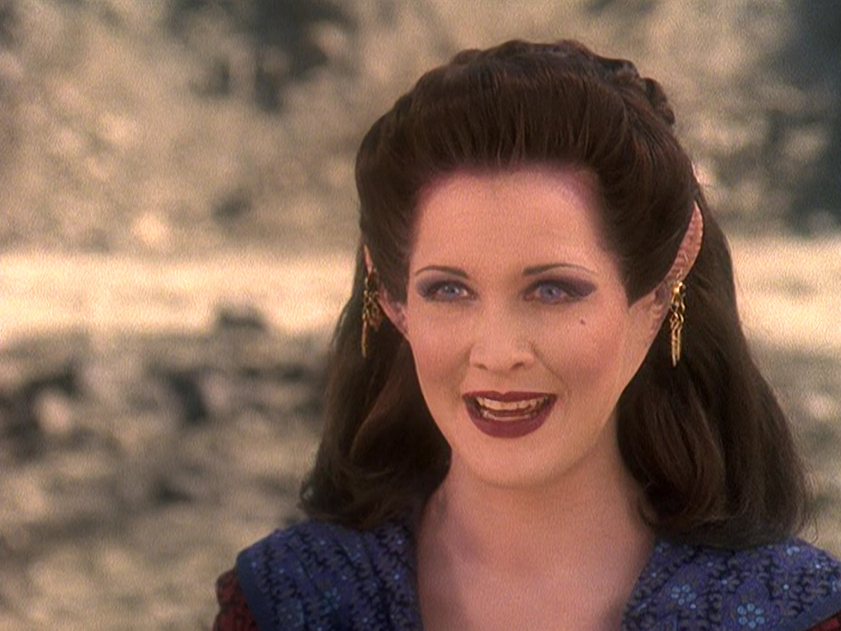 extant_StarTrek_DS9_5x02-TheShip_01398.jpg