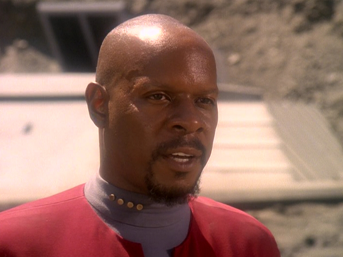 extant_StarTrek_DS9_5x02-TheShip_01413.jpg