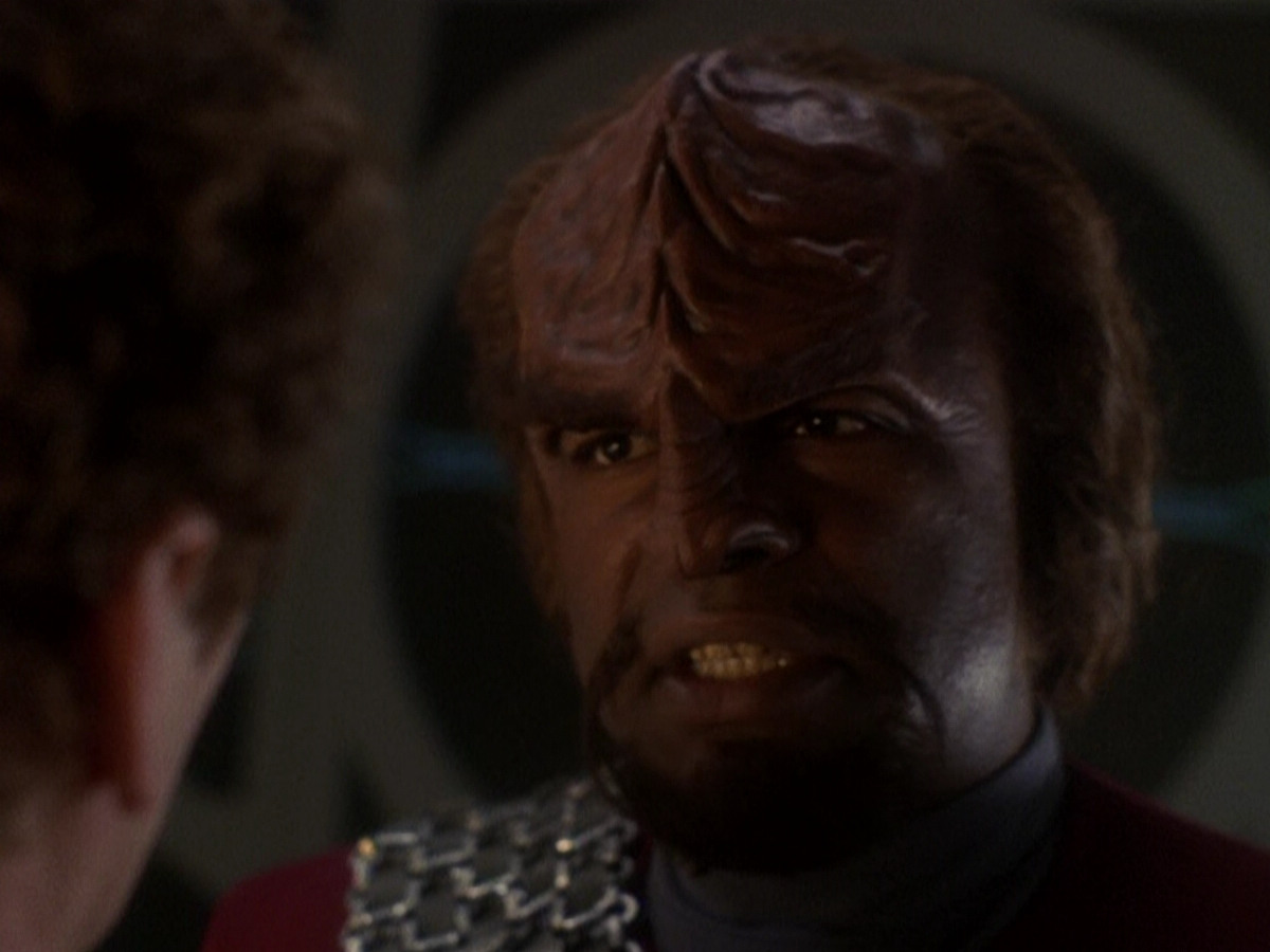extant_StarTrek_DS9_5x02-TheShip_02635.jpg