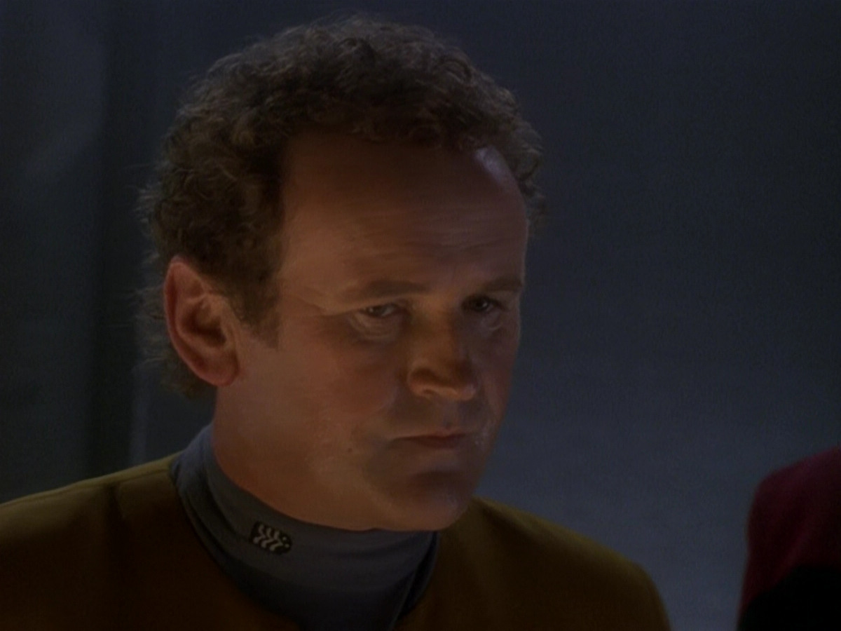 extant_StarTrek_DS9_5x02-TheShip_02720.jpg