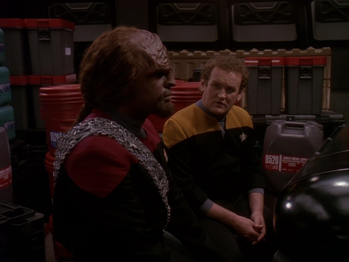 extant_StarTrek_DS9_5x02-TheShip_03721.jpg