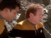 extant_StarTrek_DS9_5x02-TheShip_00056.jpg