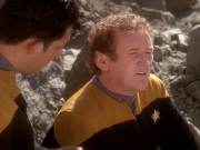 extant_StarTrek_DS9_5x02-TheShip_00071.jpg