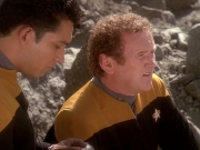 extant_StarTrek_DS9_5x02-TheShip_00072.jpg