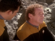 extant_StarTrek_DS9_5x02-TheShip_00080.jpg