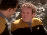 extant_StarTrek_DS9_5x02-TheShip_00096.jpg