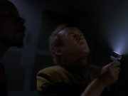 extant_StarTrek_DS9_5x02-TheShip_00709.jpg