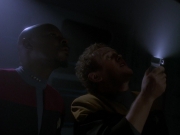 extant_StarTrek_DS9_5x02-TheShip_00715.jpg