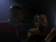 extant_StarTrek_DS9_5x02-TheShip_00721.jpg