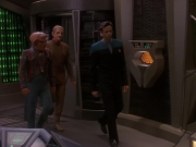 extant_StarTrek_DS9_5x02-TheShip_00782.jpg