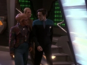 extant_StarTrek_DS9_5x02-TheShip_00786.jpg