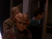 extant_StarTrek_DS9_5x02-TheShip_00792.jpg