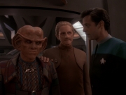 extant_StarTrek_DS9_5x02-TheShip_00818.jpg