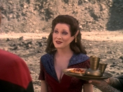 extant_StarTrek_DS9_5x02-TheShip_01473.jpg