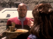 Filename=extant_StarTrek_DS9_5x02-TheShip_01477.jpg
Filesize=249KiB
Dimensions=1200x900
Date added=Dec 12, 2019 extant_StarTrek_DS9_5x02-TheShip_01477.jpg