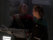extant_StarTrek_DS9_5x02-TheShip_02541.jpg