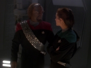 extant_StarTrek_DS9_5x02-TheShip_02555.jpg