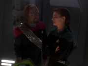 extant_StarTrek_DS9_5x02-TheShip_02558.jpg