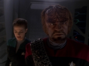 extant_StarTrek_DS9_5x02-TheShip_02564.jpg