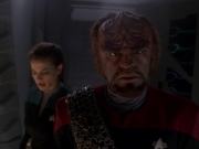 extant_StarTrek_DS9_5x02-TheShip_02565.jpg