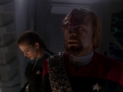 extant_StarTrek_DS9_5x02-TheShip_02573.jpg