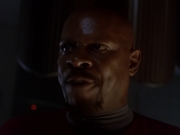 extant_StarTrek_DS9_5x02-TheShip_02706.jpg