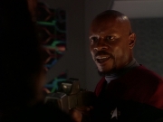 extant_StarTrek_DS9_5x02-TheShip_03168.jpg