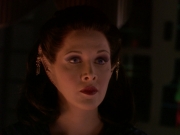 extant_StarTrek_DS9_5x02-TheShip_03169.jpg