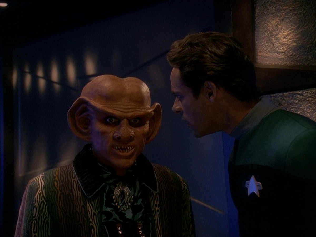 extant_StarTrek_DS9_5x03-LookingForparMachInAllTheWrongPlaces_00134.jpg