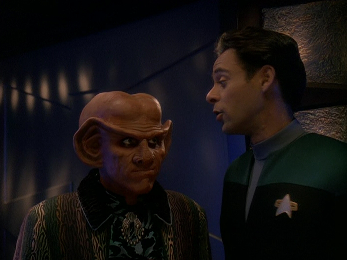 extant_StarTrek_DS9_5x03-LookingForparMachInAllTheWrongPlaces_00149.jpg