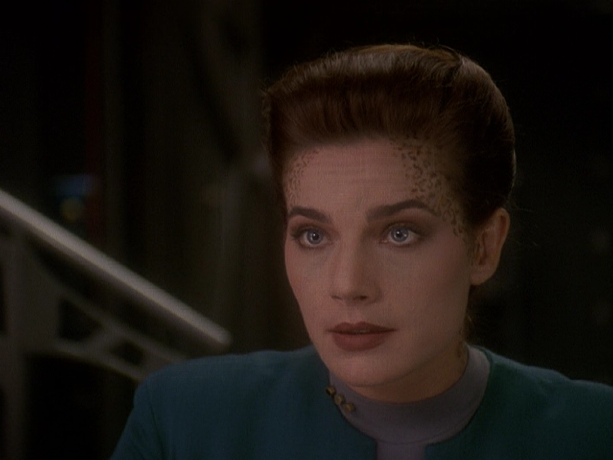 extant_StarTrek_DS9_5x03-LookingForparMachInAllTheWrongPlaces_00172.jpg
