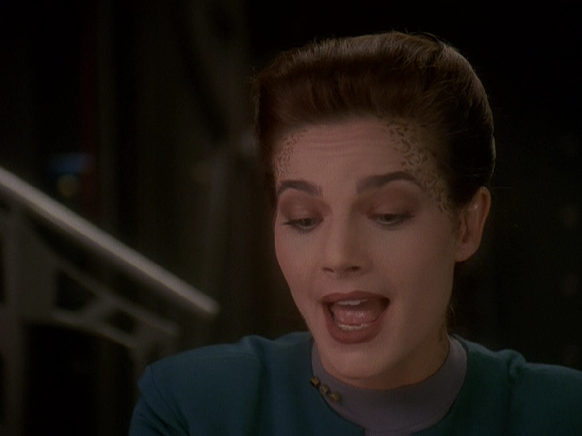 extant_StarTrek_DS9_5x03-LookingForparMachInAllTheWrongPlaces_00181.jpg