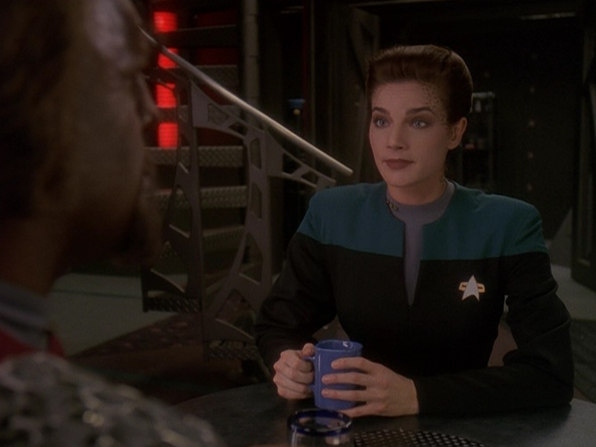 extant_StarTrek_DS9_5x03-LookingForparMachInAllTheWrongPlaces_00214.jpg
