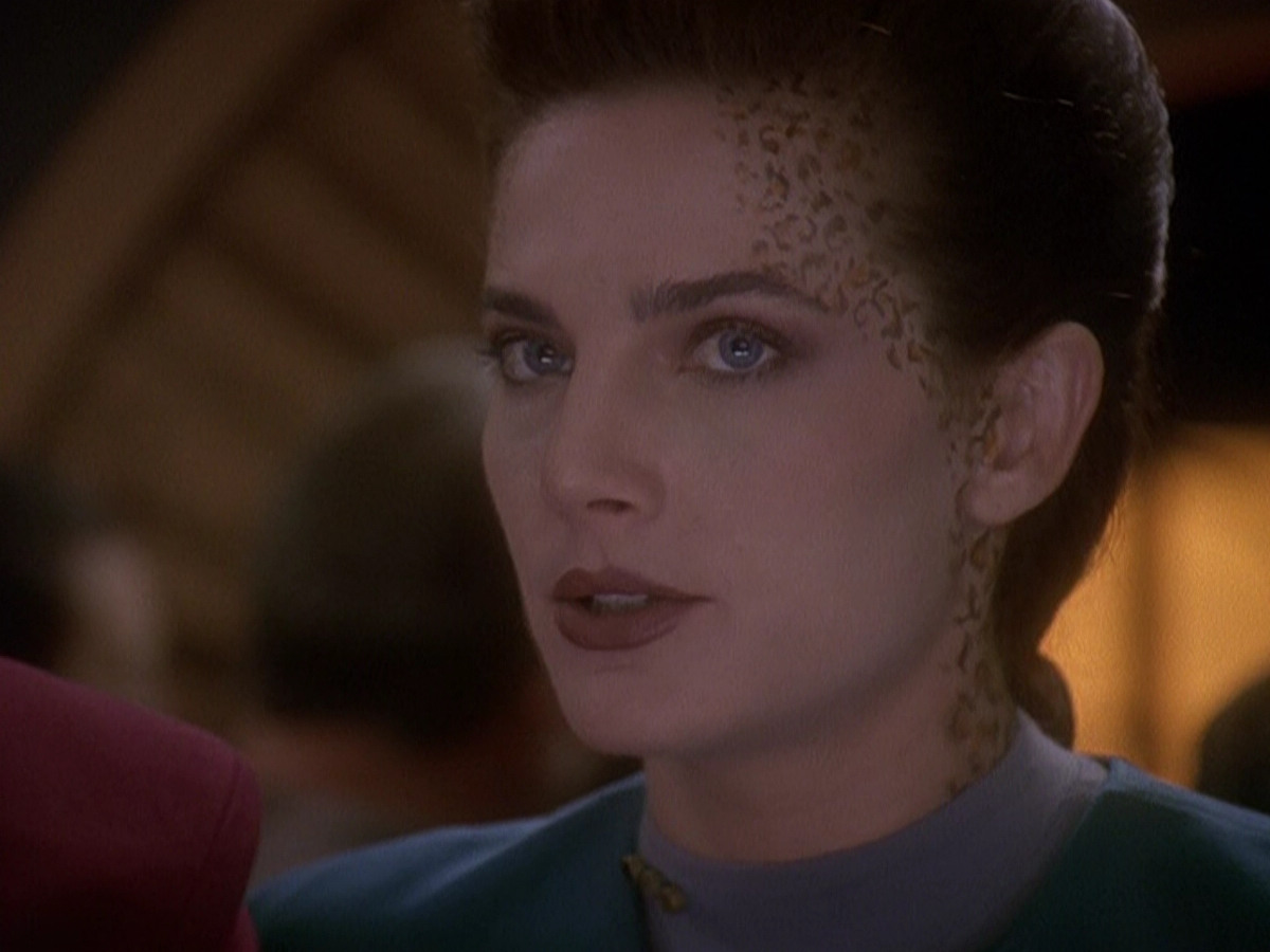 extant_StarTrek_DS9_5x03-LookingForparMachInAllTheWrongPlaces_00328.jpg