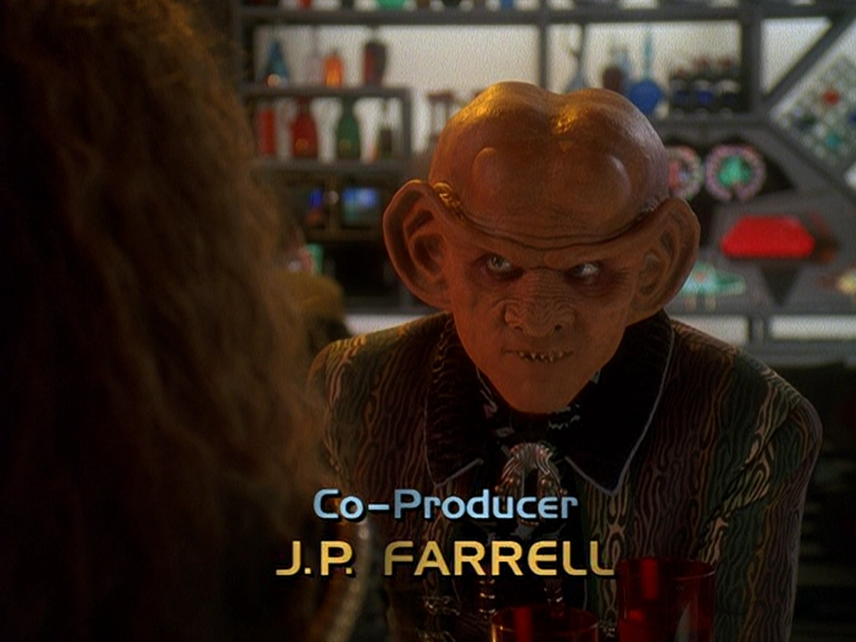 extant_StarTrek_DS9_5x03-LookingForparMachInAllTheWrongPlaces_00562.jpg