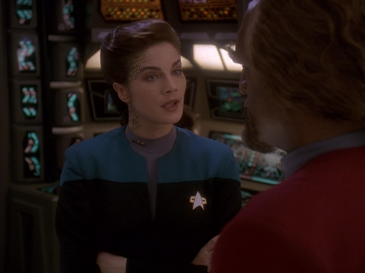 extant_StarTrek_DS9_5x03-LookingForparMachInAllTheWrongPlaces_00733.jpg