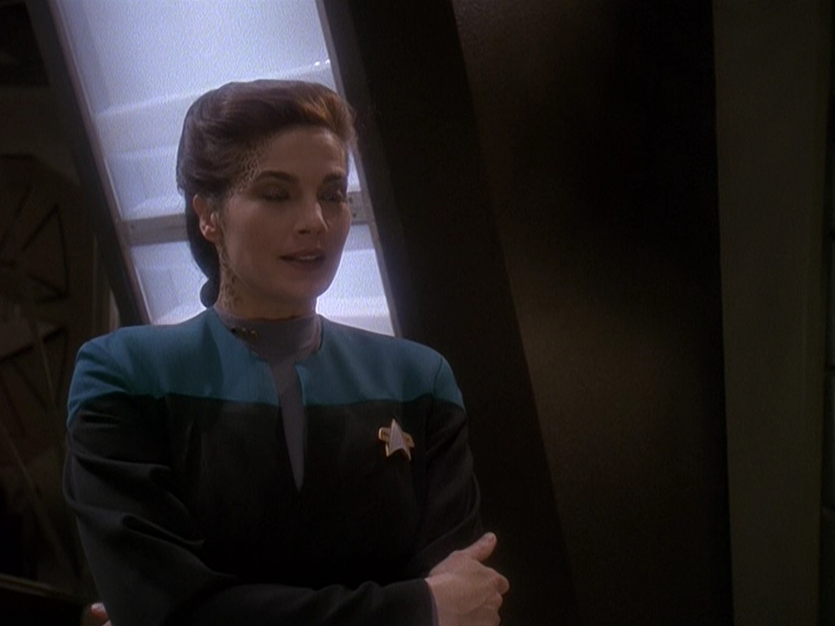 extant_StarTrek_DS9_5x03-LookingForparMachInAllTheWrongPlaces_00774.jpg