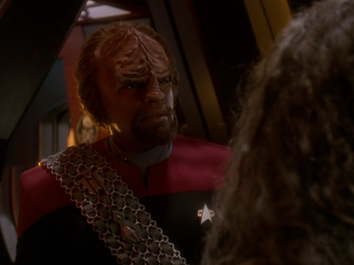 extant_StarTrek_DS9_5x03-LookingForparMachInAllTheWrongPlaces_01104.jpg