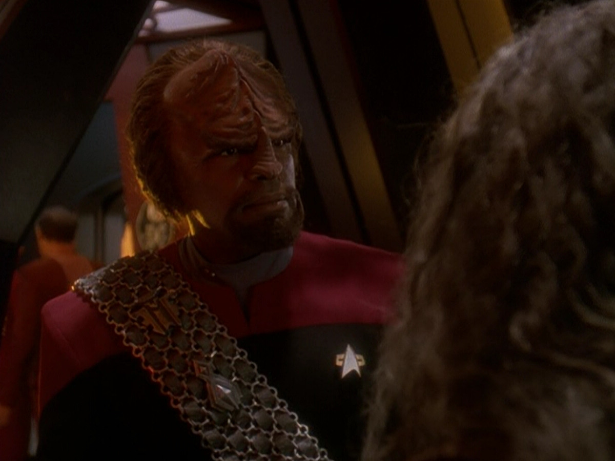 extant_StarTrek_DS9_5x03-LookingForparMachInAllTheWrongPlaces_01127.jpg