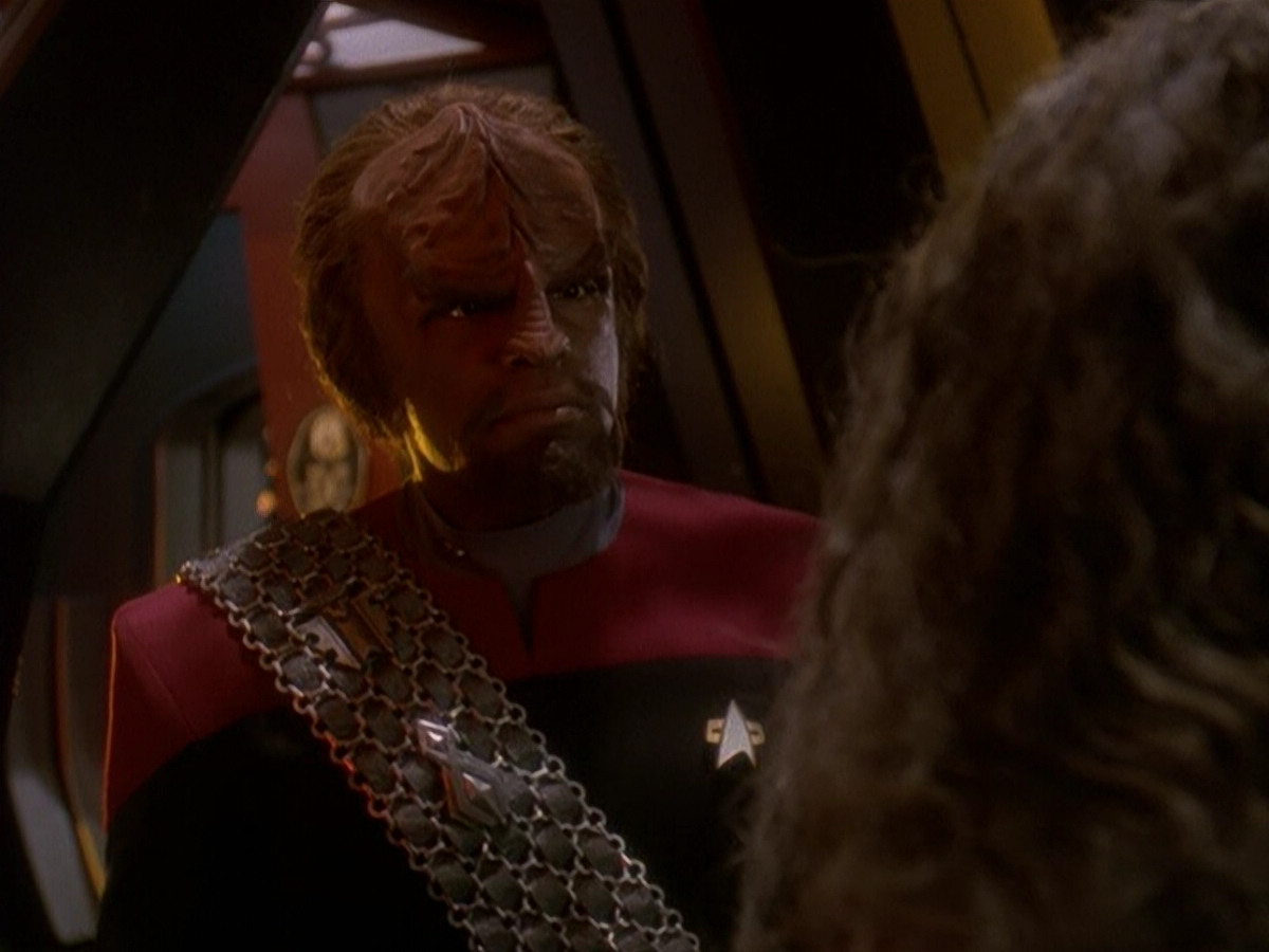 extant_StarTrek_DS9_5x03-LookingForparMachInAllTheWrongPlaces_01145.jpg