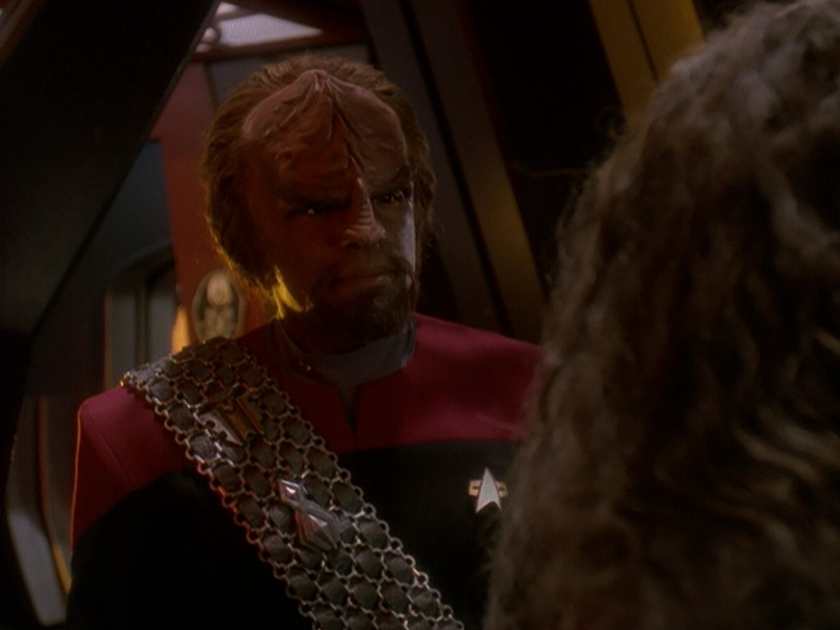 extant_StarTrek_DS9_5x03-LookingForparMachInAllTheWrongPlaces_01146.jpg