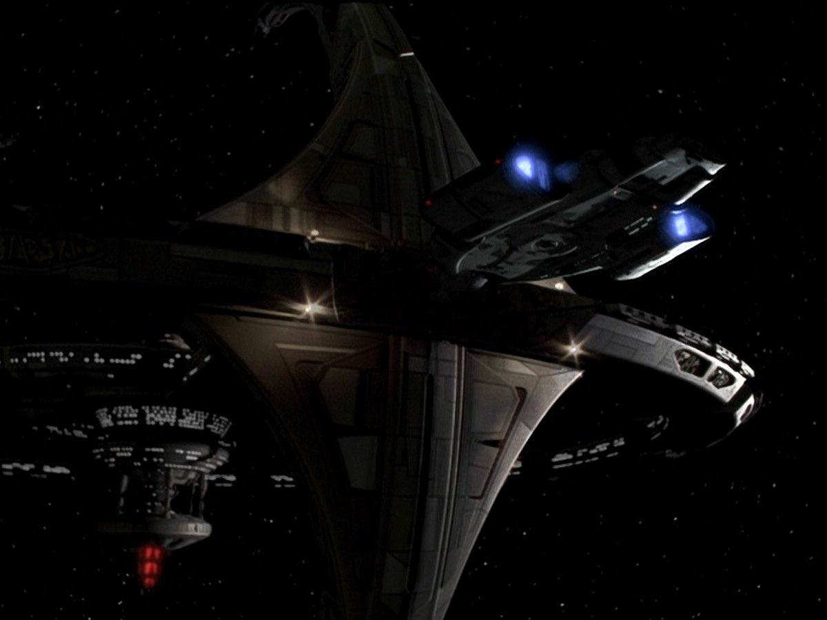 extant_StarTrek_DS9_5x03-LookingForparMachInAllTheWrongPlaces_01166.jpg