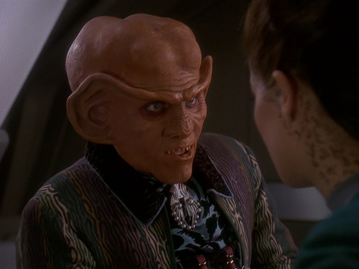 extant_StarTrek_DS9_5x03-LookingForparMachInAllTheWrongPlaces_01225.jpg