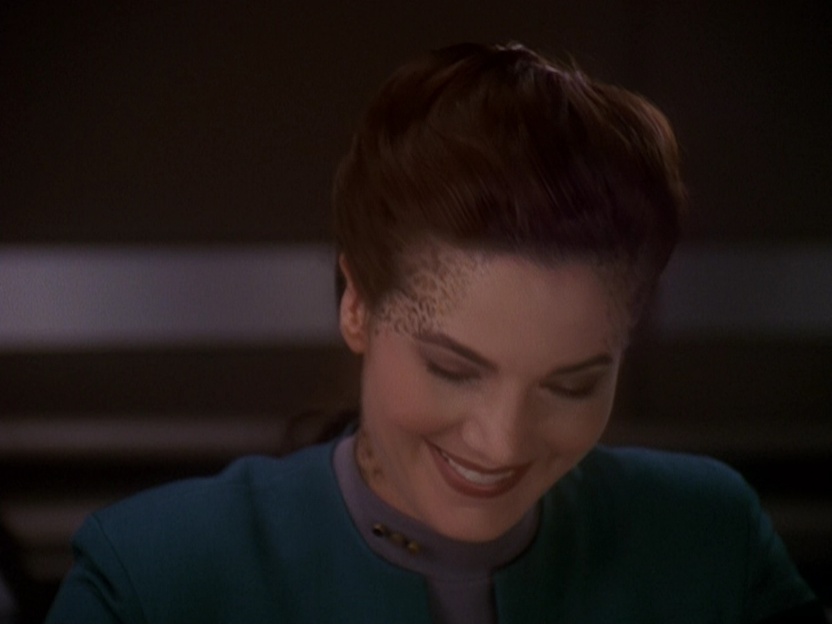 extant_StarTrek_DS9_5x03-LookingForparMachInAllTheWrongPlaces_01330.jpg