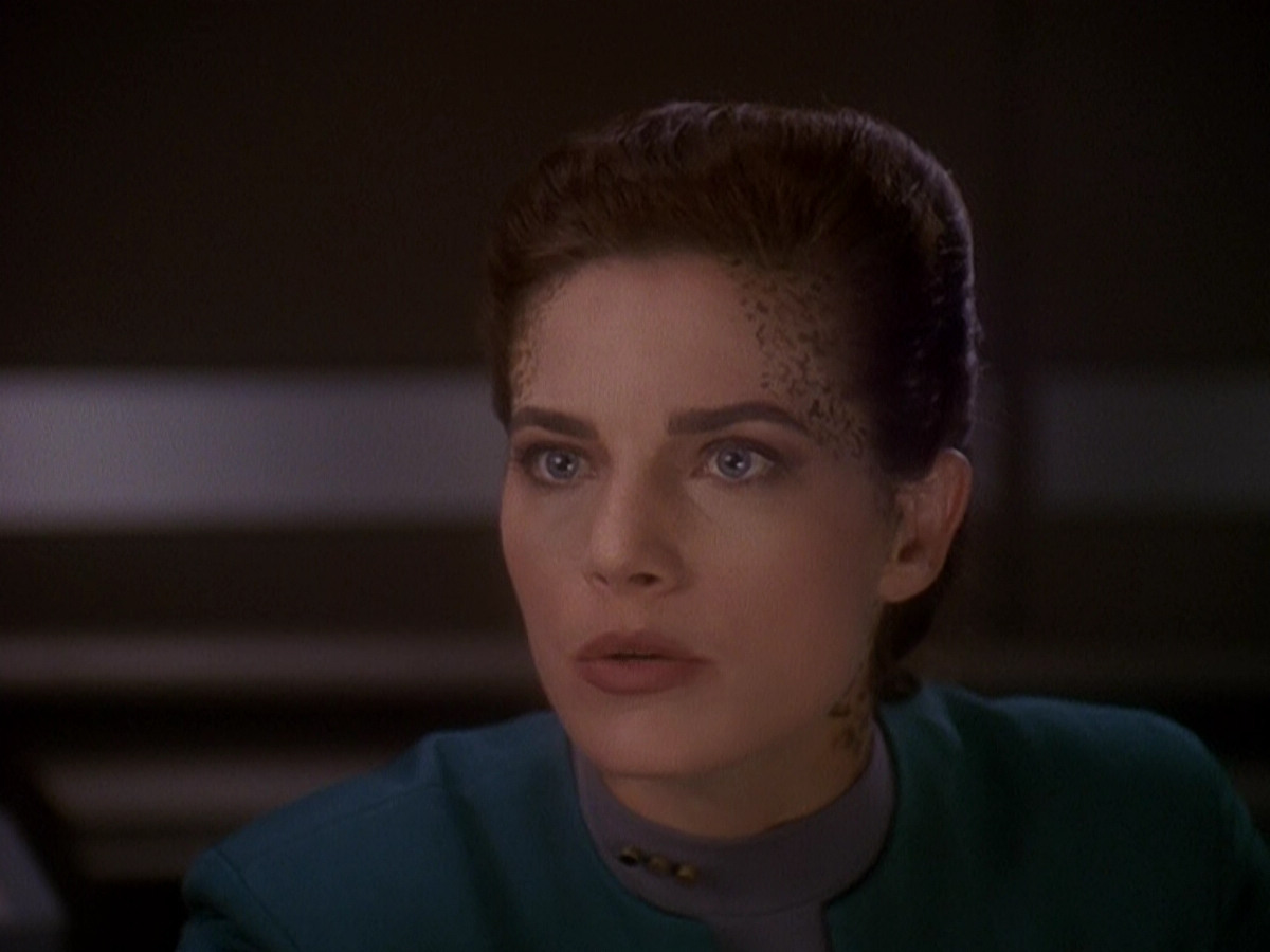 extant_StarTrek_DS9_5x03-LookingForparMachInAllTheWrongPlaces_01351.jpg