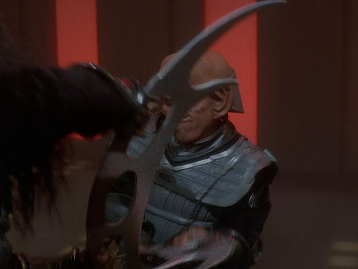 extant_StarTrek_DS9_5x03-LookingForparMachInAllTheWrongPlaces_02915.jpg