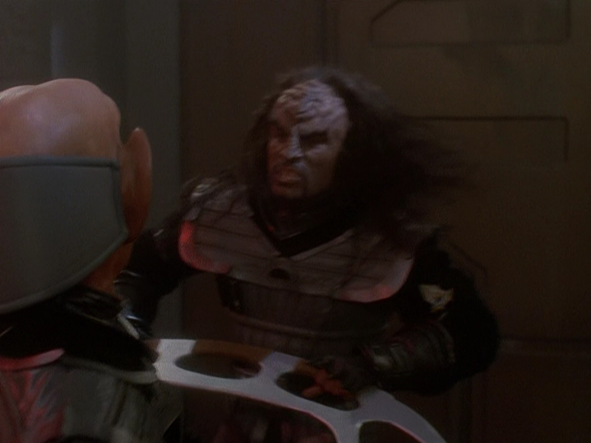 extant_StarTrek_DS9_5x03-LookingForparMachInAllTheWrongPlaces_02918.jpg