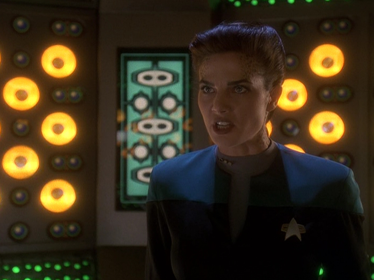 extant_StarTrek_DS9_5x03-LookingForparMachInAllTheWrongPlaces_03312.jpg